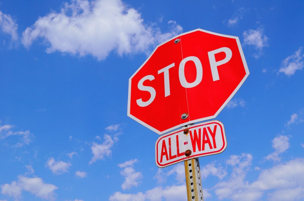 panneaux stop