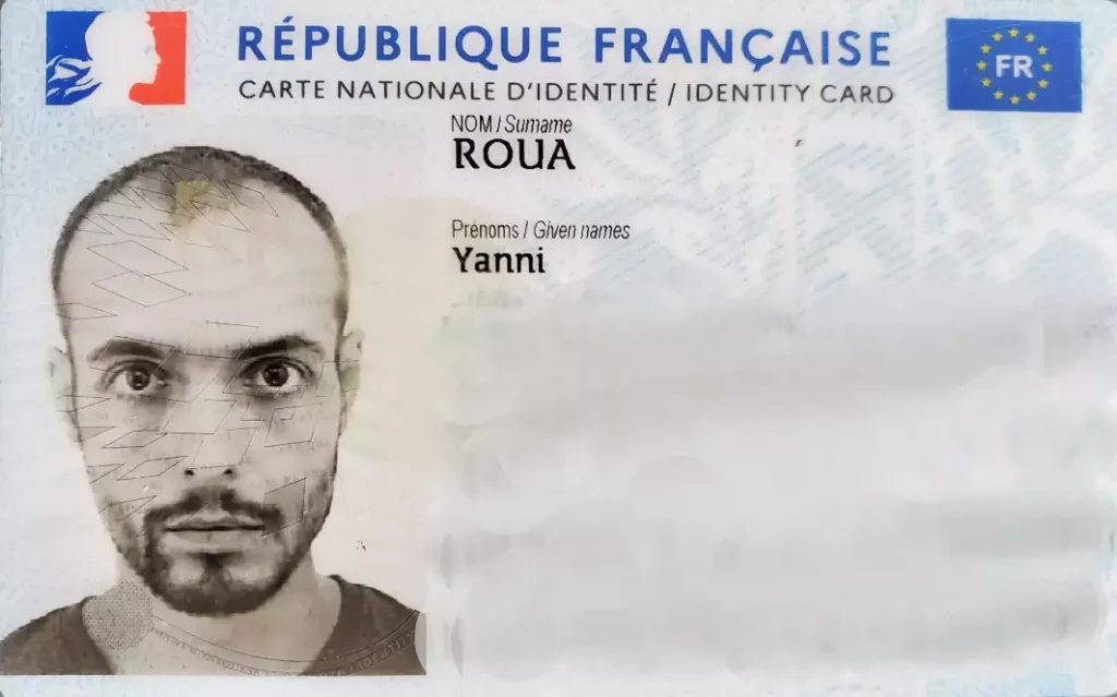 carte id yanni flouté small