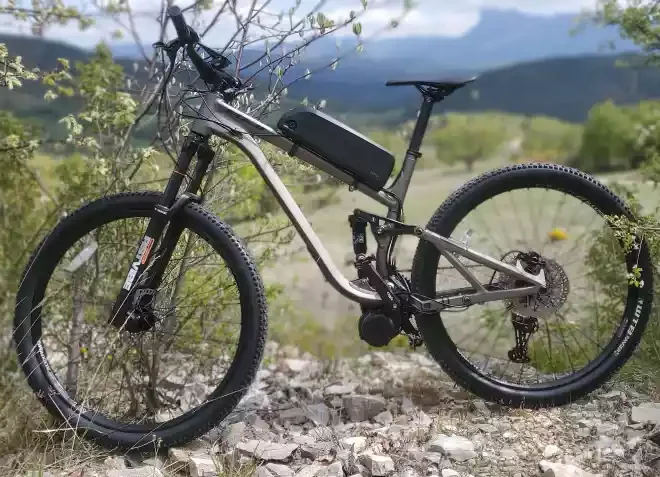 moteur TSDZ8 VTT tout suspendu