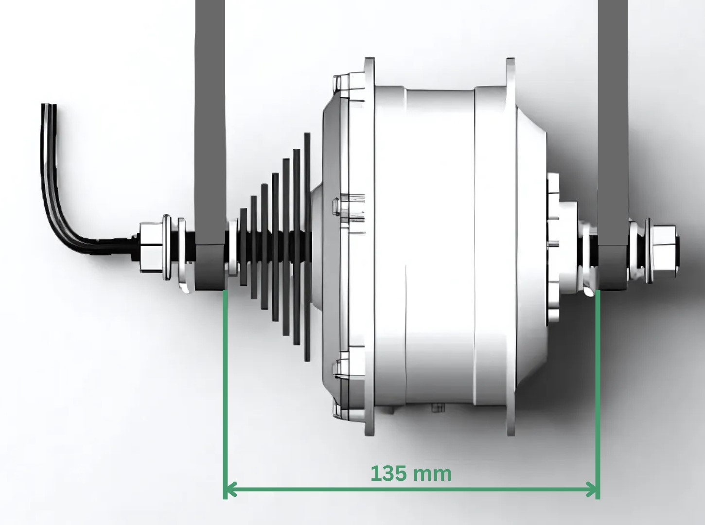 Vue latérale d'un moteur mesurant 135 mm