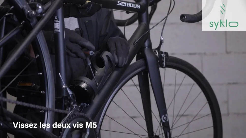 Vélo, serrage des vis M5